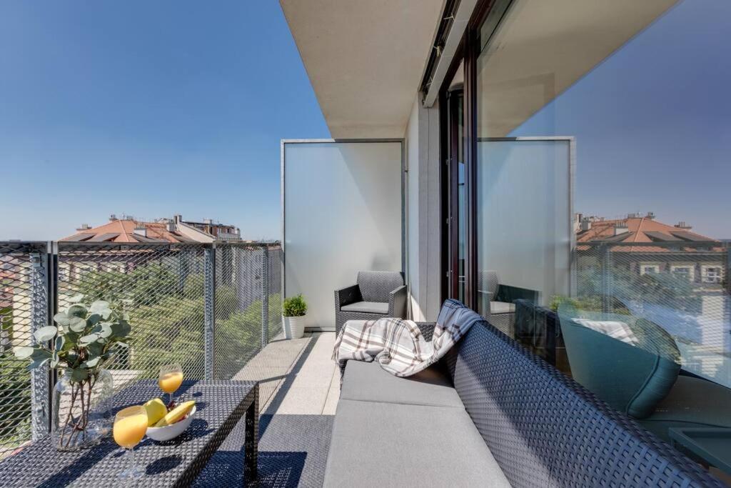 Jt'S Apartments Korunni Str. Praga Zewnętrze zdjęcie
